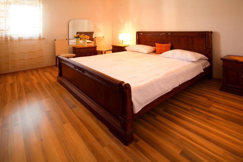 Apartments Andrea Podstrana Rom bilde